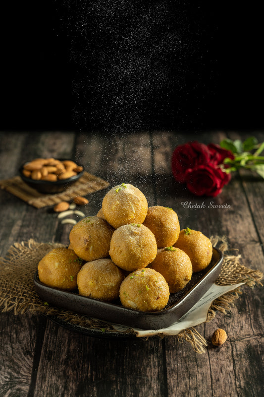 Besan Laddu